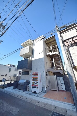 プリムス大宮の物件外観写真